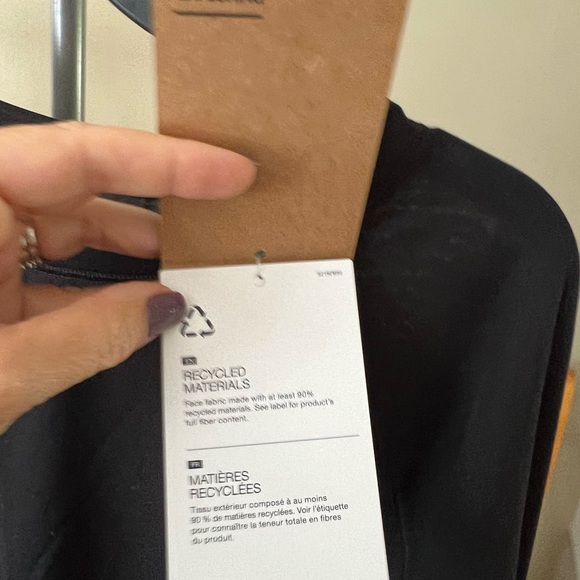 Northface black Athletic top - Picture 6 of 8